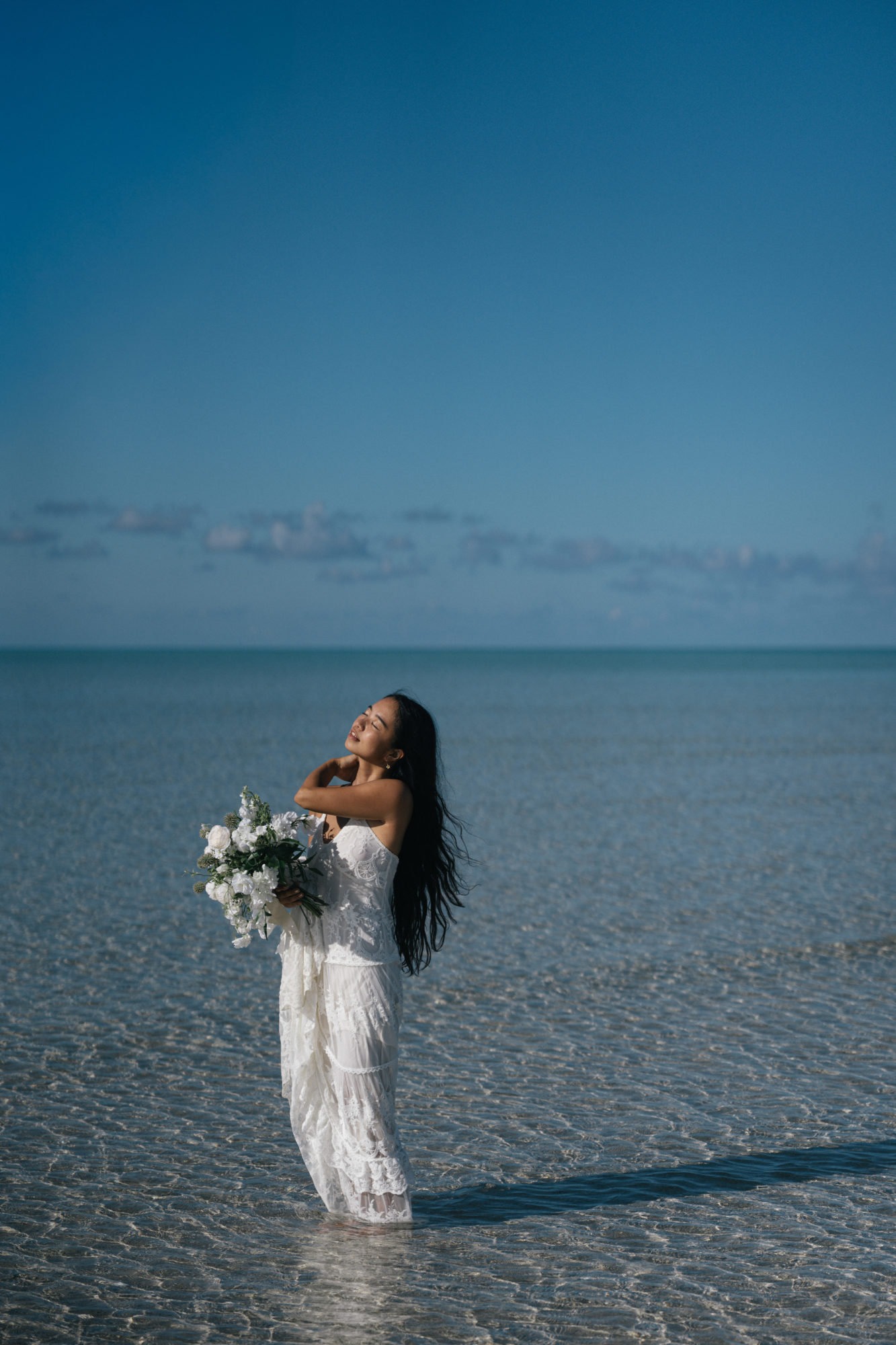 沖縄・宮古島の前撮り/フォトウェディングのロケーション撮影