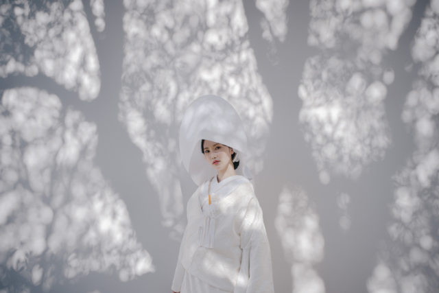 京都・萬福寺・お寺・白無垢・着物の前撮り/フォトウェディングのロケーション撮影 | 憧れの白無垢、綿帽子姿で撮影。