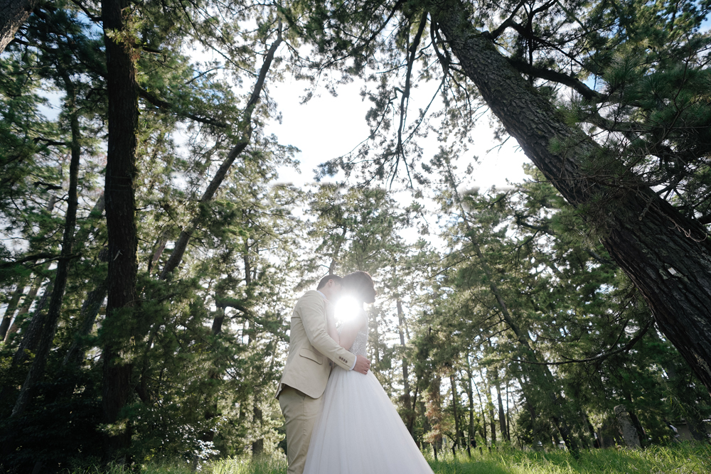 京都・天橋立の前撮り/フォトウェディングのロケーション撮影 | 優しい光に包まれながら洋装前撮り。