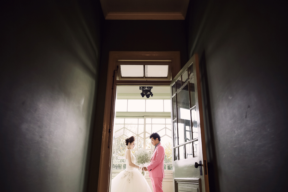 神戸・萌黄の館の前撮り/フォトウェディングのロケーション撮影 | 北野異人館の中でも人気の洋館で。