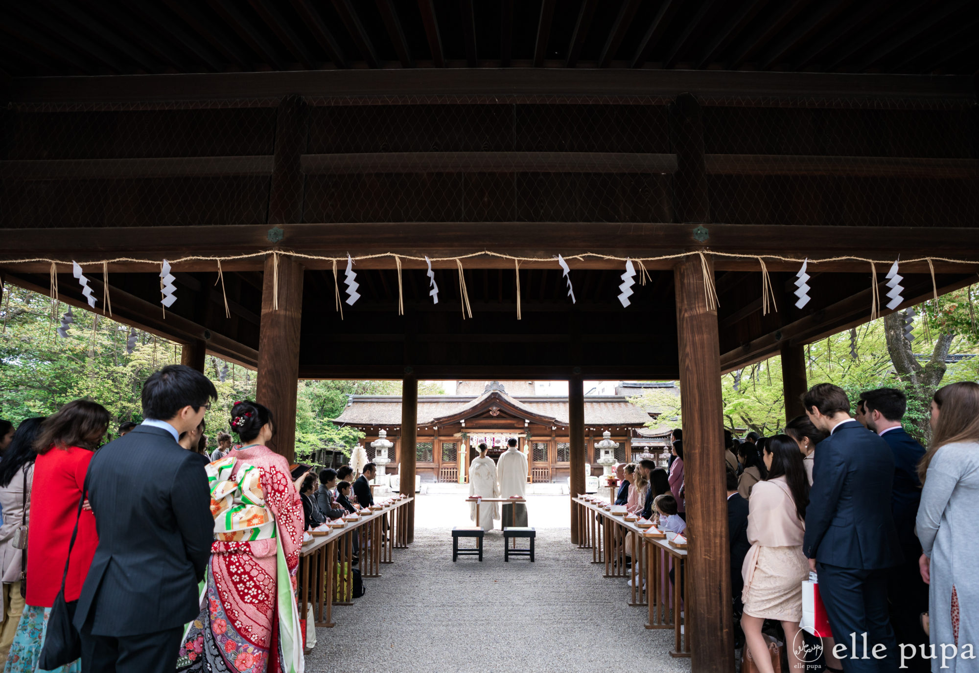 京都・豊国神社での結婚式（神前式）の儀式。