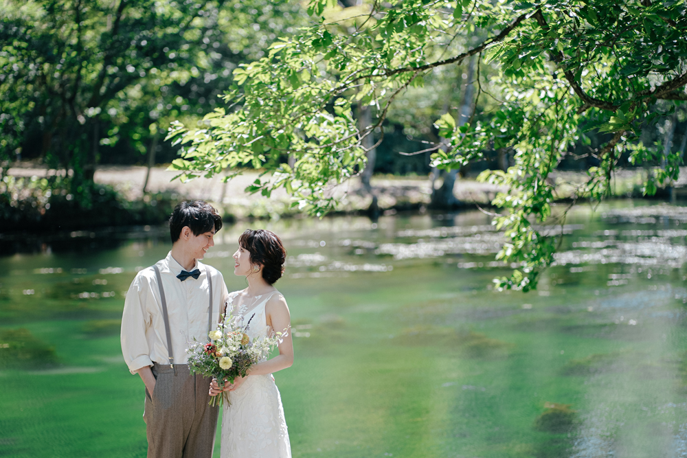北海道・鳥沼公園の前撮り/フォトウェディングのロケーション撮影 | 北海道で神秘的なロケーションスポット。