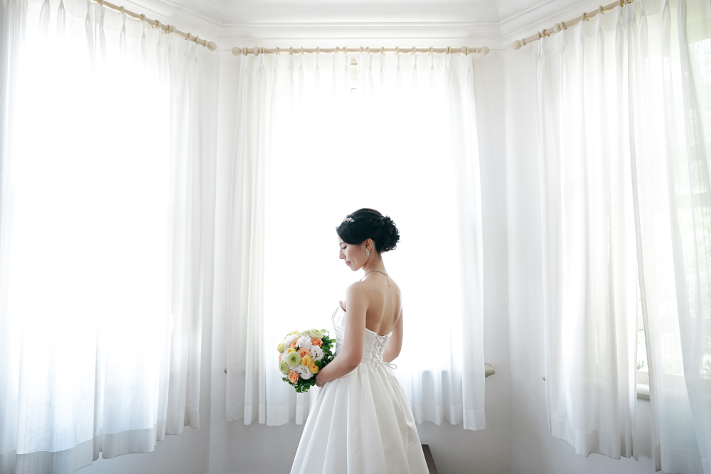 神戸・ラインの館の前撮り/フォトウェディングのロケーション撮影 | 白い優しい光に包まれながら。