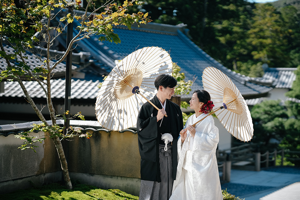 静岡・法多山尊永寺の前撮り/フォトウェディングのロケーション撮影 | 歴史あるお寺での和装撮影。
