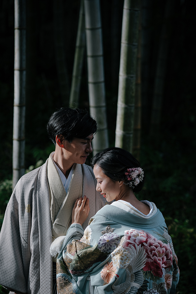 静岡・浜松城公園の前撮り/フォトウェディングのロケーション撮影 | 竹林をバックに。