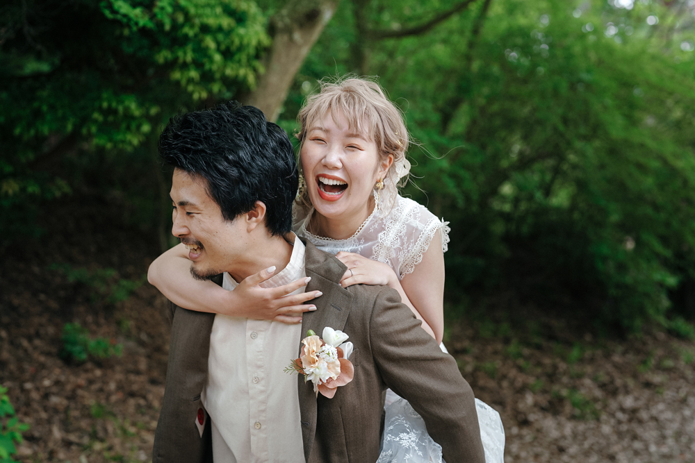 兵庫・再度公園の前撮り/フォトウェディングのロケーション撮影 | 憧れのおんぶショット。