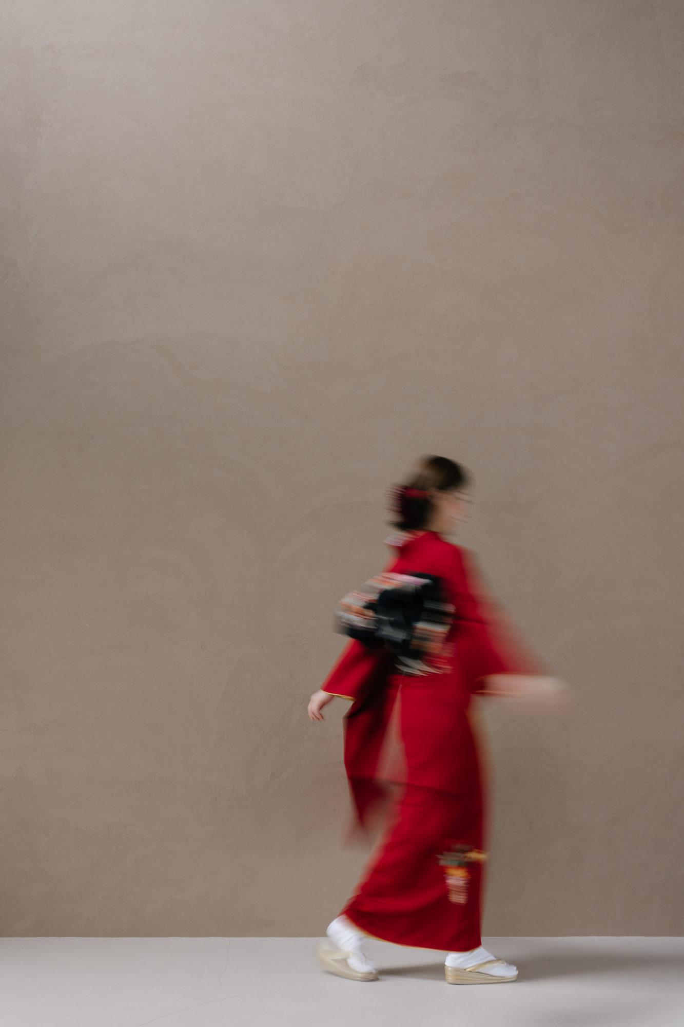 京都・スタジオの前撮り/フォトウェディングでのロケーション撮影 | 遊び心も忘れずに