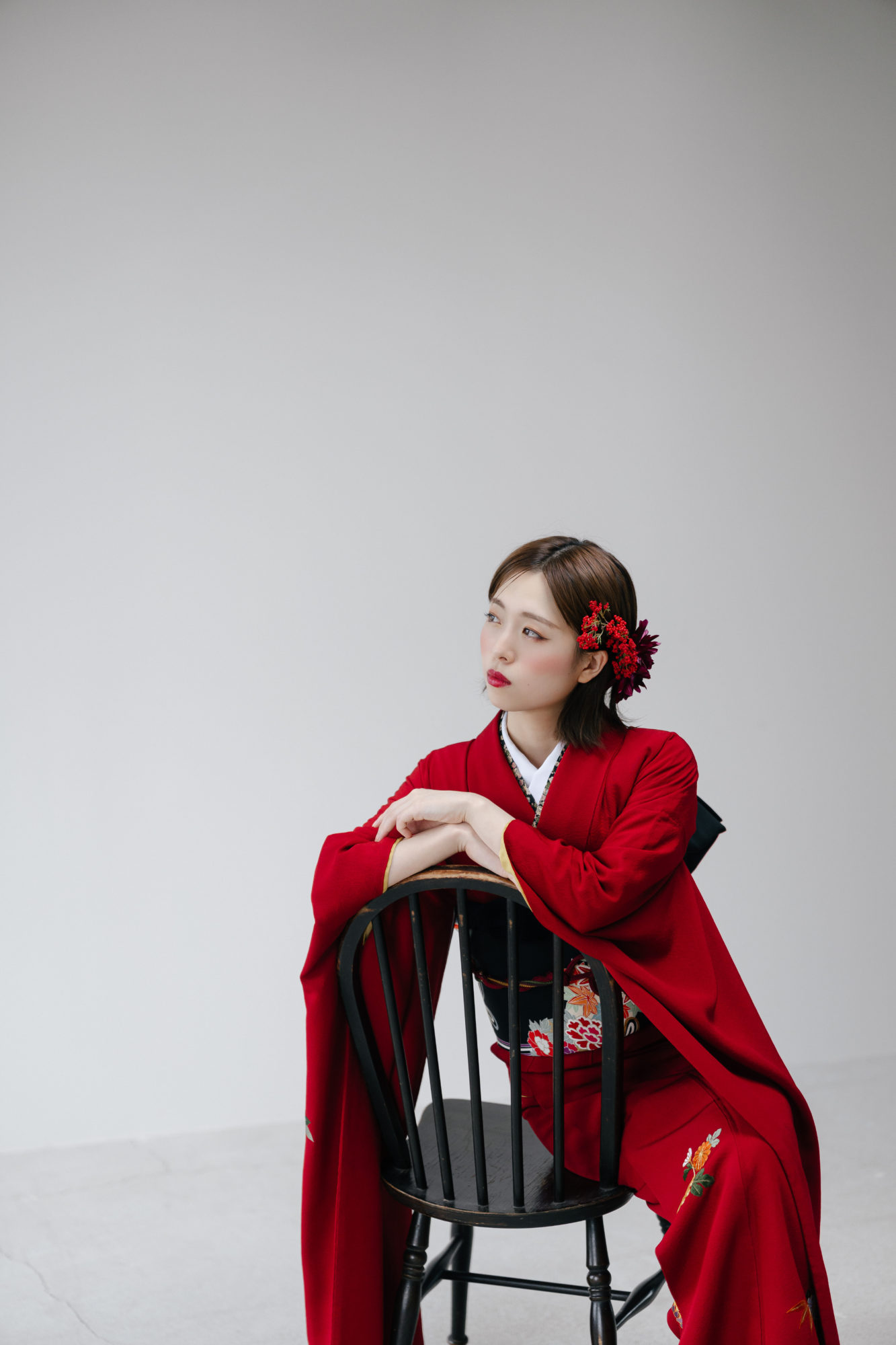 京都・スタジオの前撮り/フォトウェディングでのロケーション撮影 | スタジオでスタイリッシュに