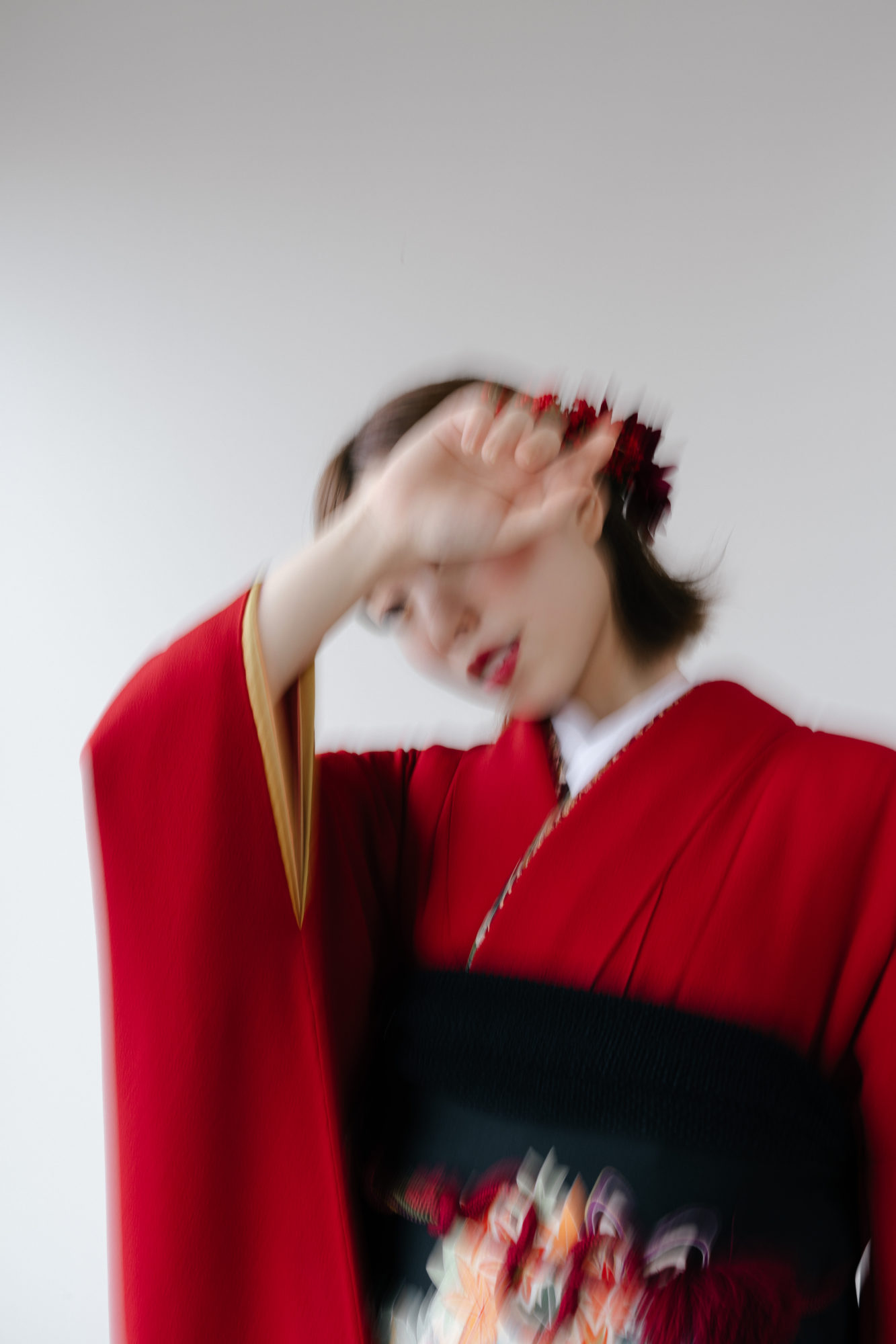 京都・スタジオの前撮り/フォトウェディングでのロケーション撮影 | 少しクールに大人っぽく