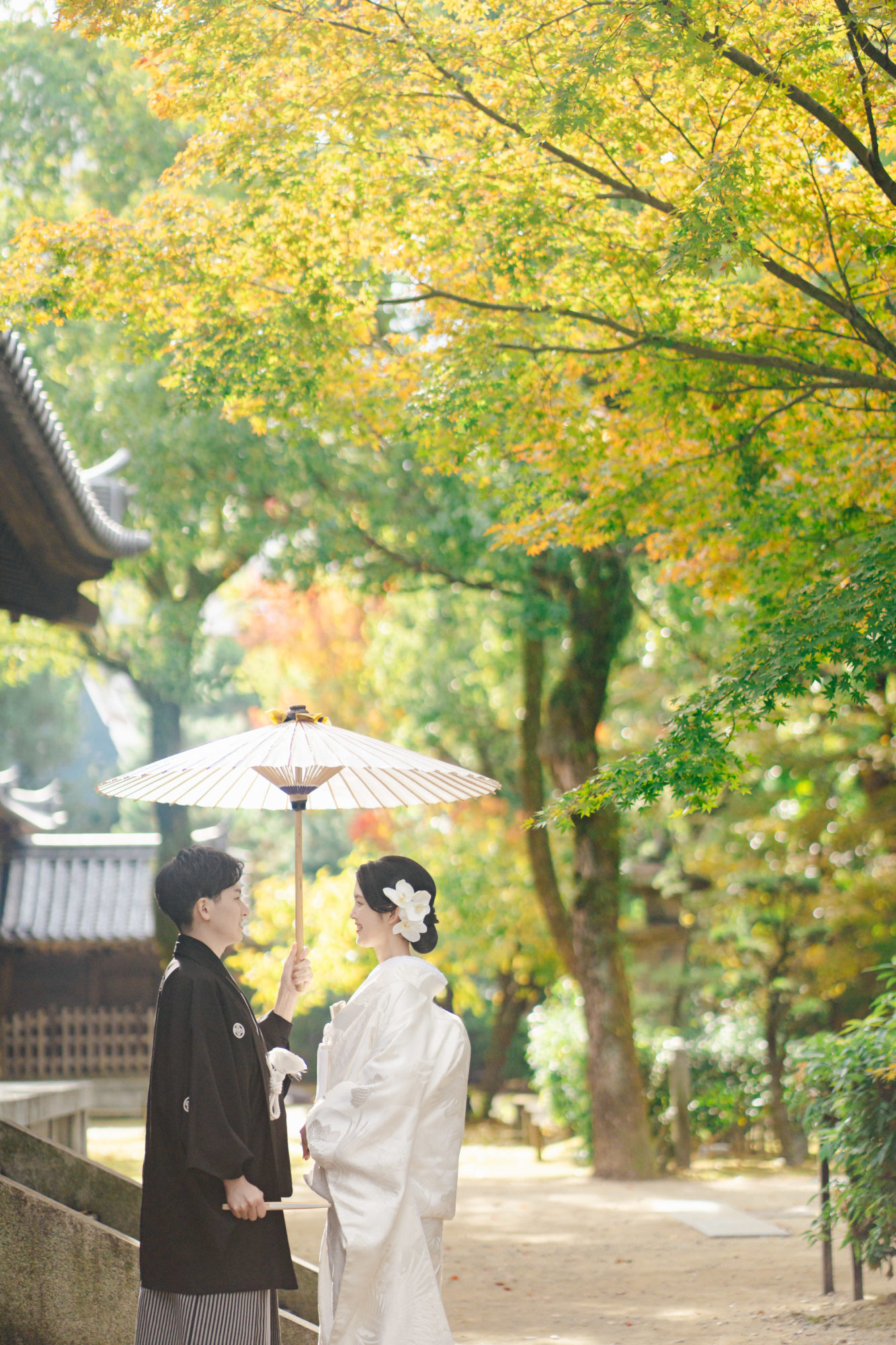 福岡・聖福寺の前撮り/フォトウェディングのロケーション撮影 | 紅葉も綺麗な福岡のお寺。