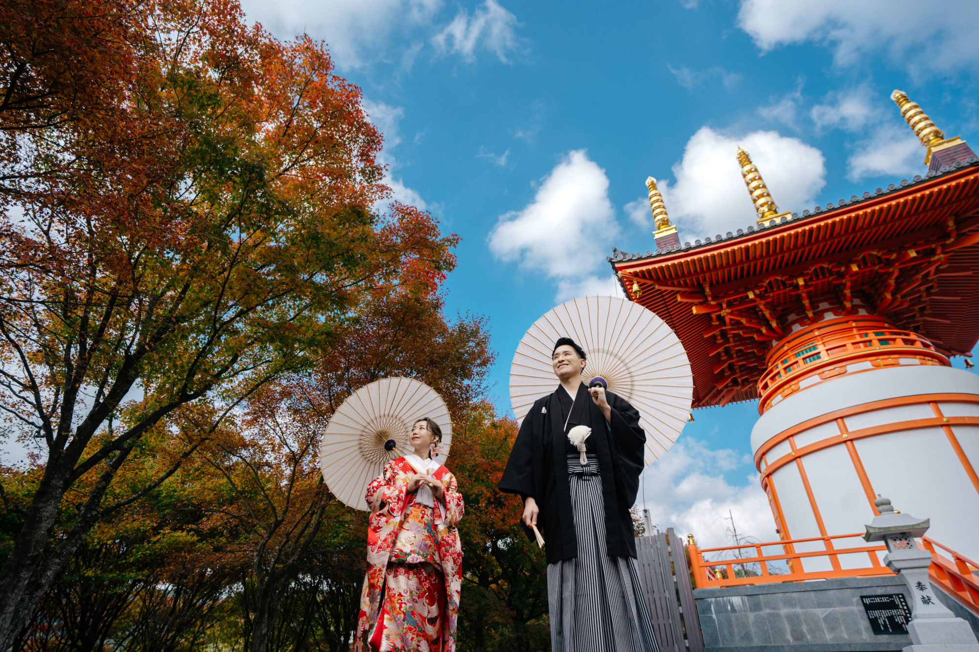 福岡・呑山観音寺の前撮り/フォトウェディングのロケーション撮影 | 福岡の呑山観音寺で和装ロケーションフォト