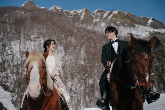 乗馬／冬（北海道）の前撮り/フォトウェディング ロケーション撮影事例