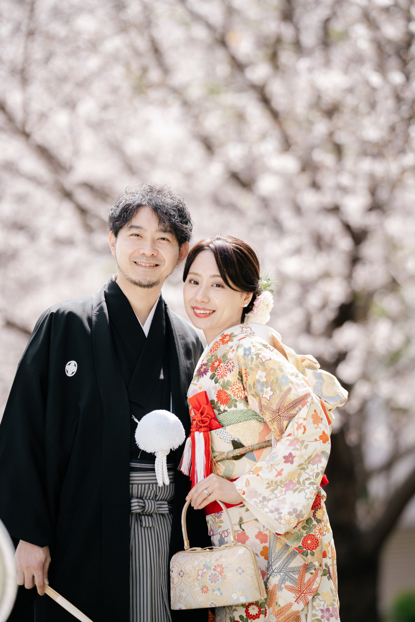 福岡・桜の並木道の前撮り/フォトウェディングのロケーション撮影 | 福岡の桜ロケーションで和装前撮り。