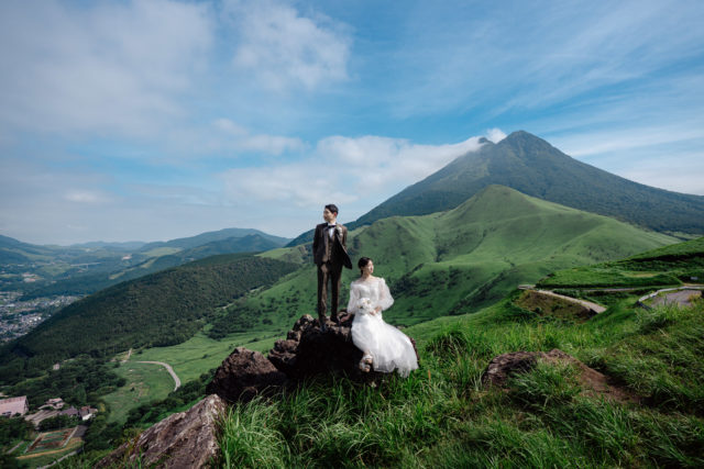 由布岳（大分）の前撮り/フォトウェディング ロケーション撮影事例