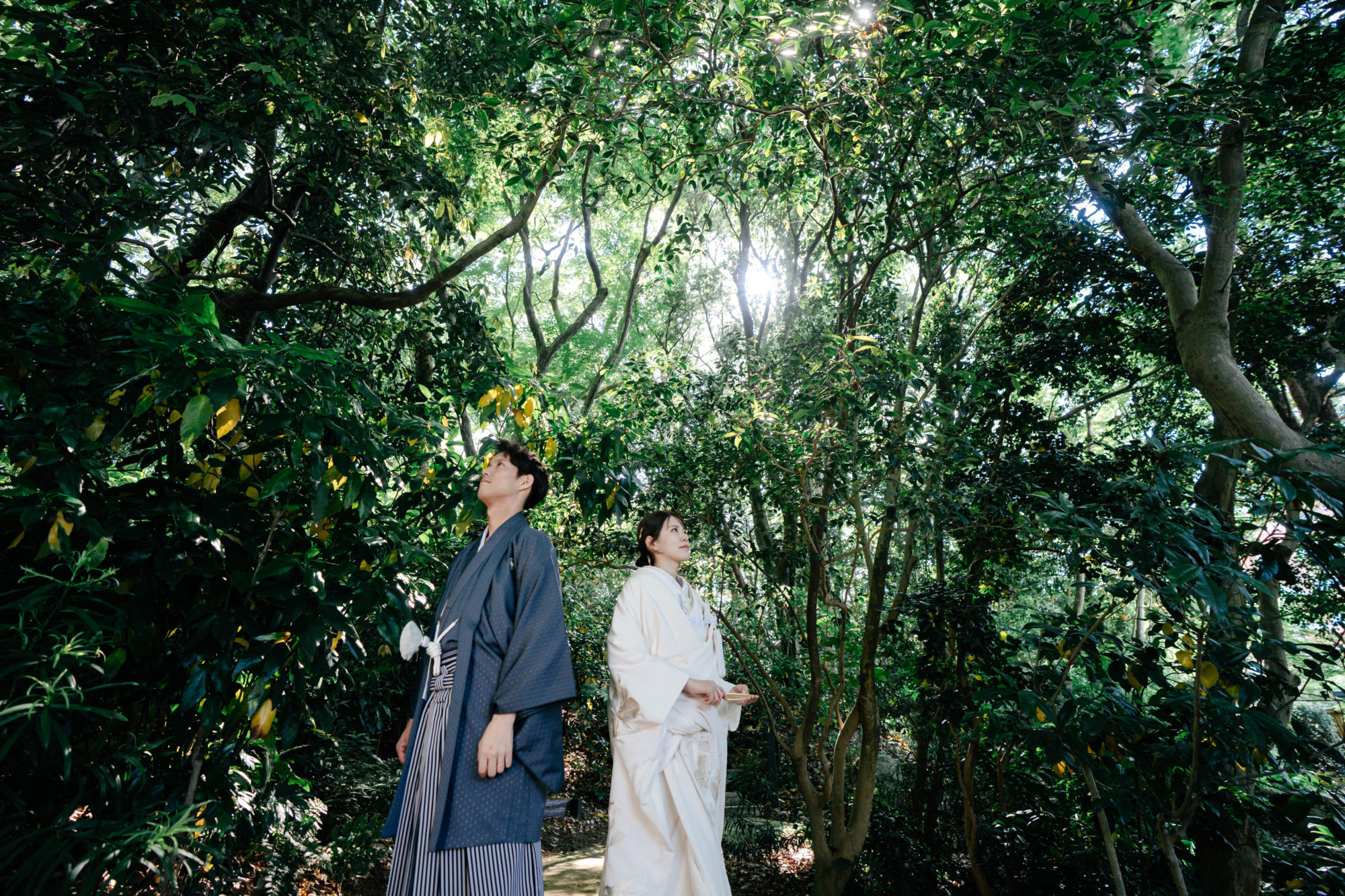 福岡・高宮南緑地の前撮り/フォトウェディングのロケーション撮影 | 街中にいることを忘れてしまうほど自然が豊かな高宮南緑地。